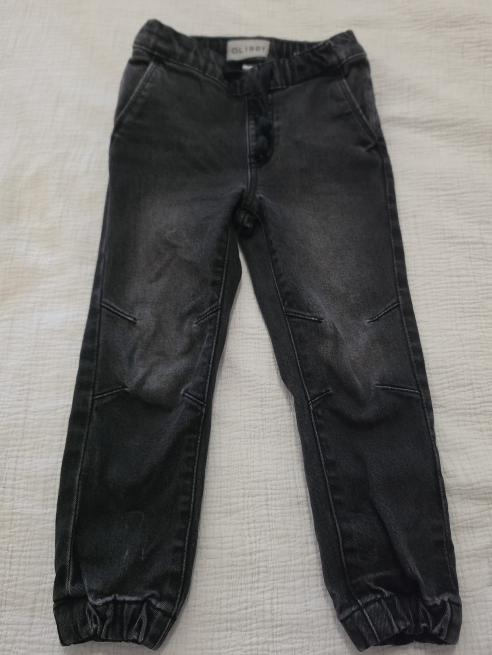 DL1961 kids Washed Black Relaxed Jogger Jeans